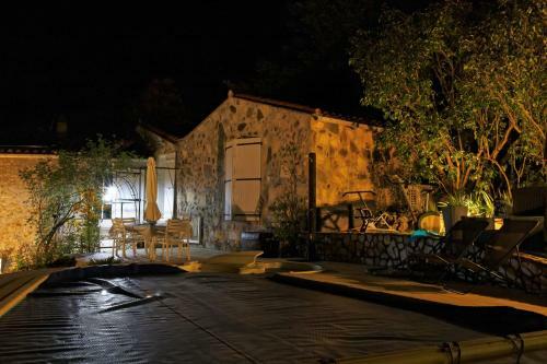 Apartamento Maison En Pierre Dans Un �crin De Verdure