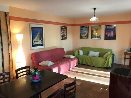 Hostal Chambres D'h�tes La T�ouleyre