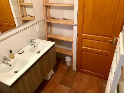 Hostal Chambres D'h�tes La T�ouleyre