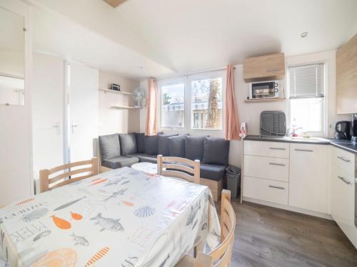 Inviting Holiday Home In Saint-jean-de-monts With Terrace