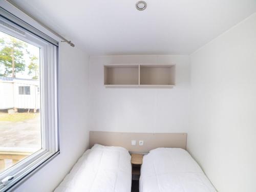 Inviting Holiday Home In Saint-jean-de-monts With Terrace