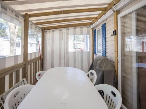 Inviting Holiday Home In Saint-jean-de-monts With Terrace