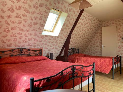 Hotel Dday House