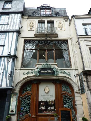 La Chaumiere