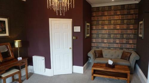 Hostal Ivybank Lodge