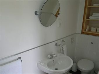 Gleniffer Hotel