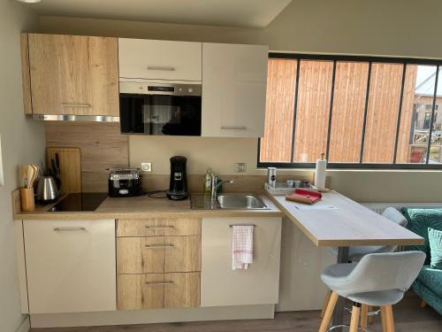 Hotel Eco-lodges Du Lac Des Graves & Sauternais Langon 33210