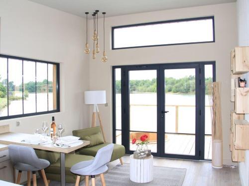 Hotel Eco-lodges Du Lac Des Graves & Sauternais Langon 33210