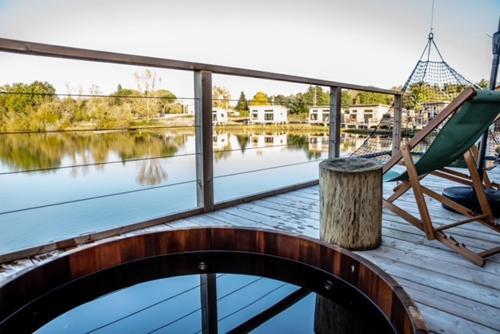 Hotel Eco-lodges Du Lac Des Graves & Sauternais Langon 33210