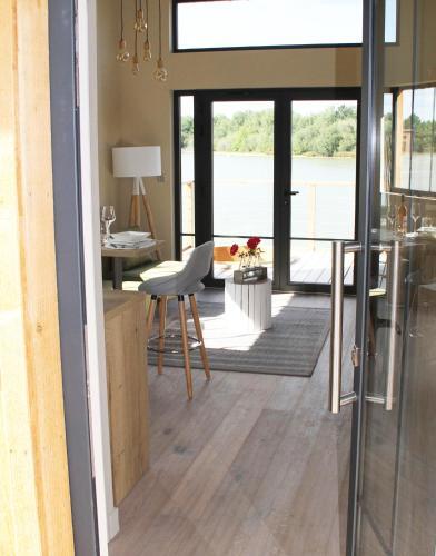 Hotel Eco-lodges Du Lac Des Graves & Sauternais Langon 33210