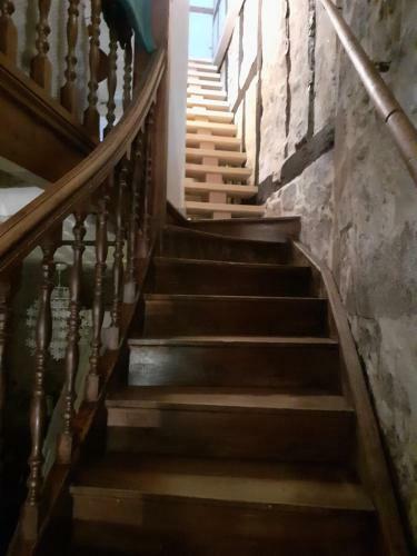 Maison Atypique Dans Cit� M�di�vale