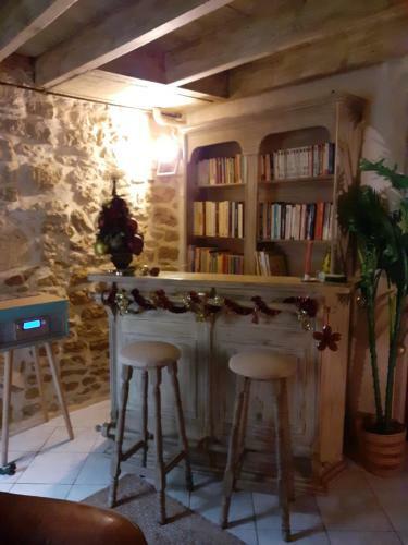 Maison Atypique Dans Cit� M�di�vale