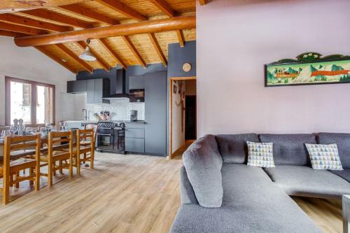 Le Petit Paradis, Chalet Au Coeur Des 3 Vall�es