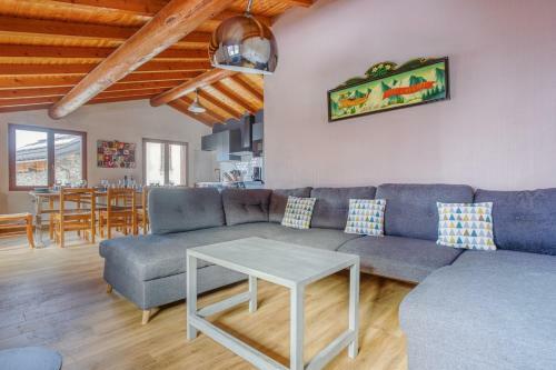 Le Petit Paradis, Chalet Au Coeur Des 3 Vall�es