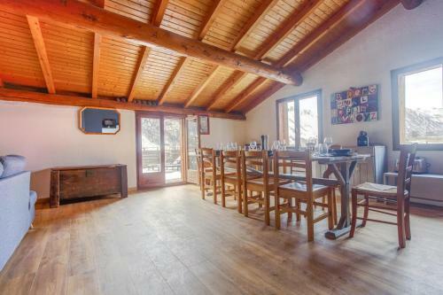 Le Petit Paradis, Chalet Au Coeur Des 3 Vall�es
