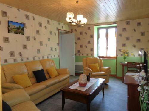 G�te Saint-marcel-d'urf�, 4 Pi�ces, 5 Personnes - Fr-1-496-235