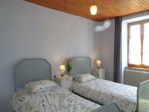 G�te Saint-marcel-d'urf�, 4 Pi�ces, 5 Personnes - Fr-1-496-235