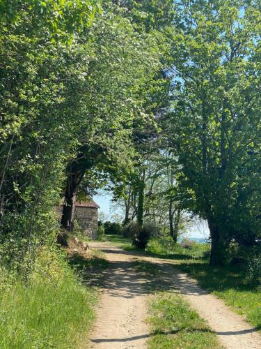 G�te De La Doit, Maison De Campagne