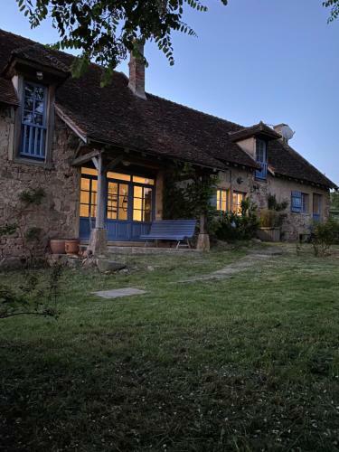 G�te De La Doit, Maison De Campagne