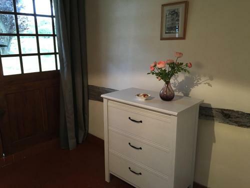 Chaumi�re En Bord De Mer
