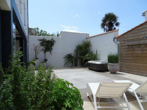 Villa Maison Le Clos Neraud Avec Piscine Et Spa
