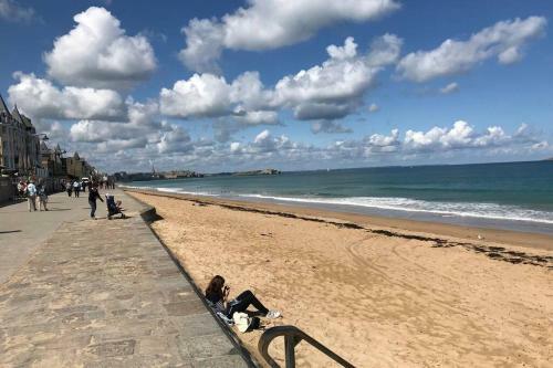 Apartamento Ideal-� 1 Mn Plage/sillon -jardin Priv�- 1/6 Pers