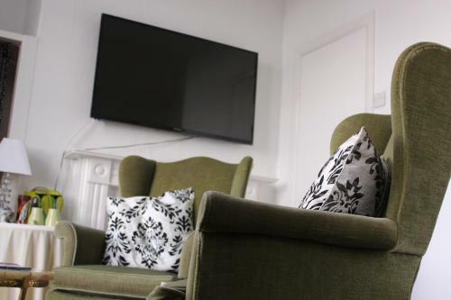 Hostal The Bay