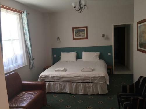 Hostal Smiths Court Hotel