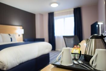 Hotel Holiday Inn Express Manchester Airport