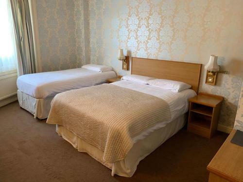 Waterford Lodge Hotel
