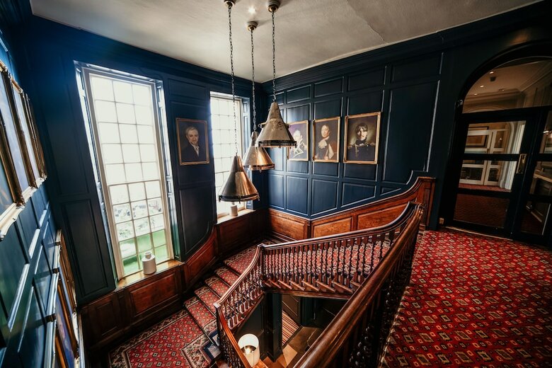 The George Hotel