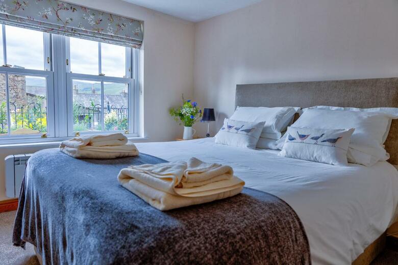 Howgills Guest House & Apartments