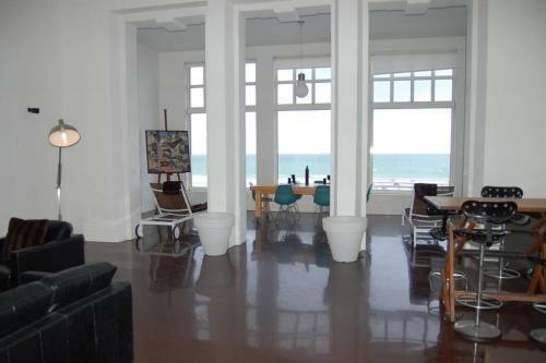 Beautiful Beach Front Loft Style Apartment