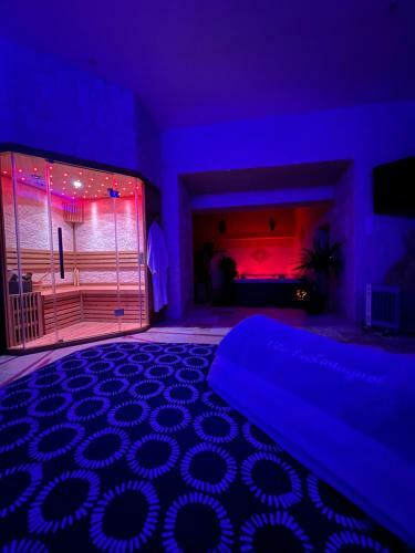Hostal Suite Privative Jacuzzi Sauna De La Villa Del Castagnol