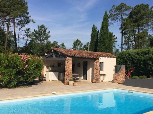 Hostal A L'or�e Du Bois