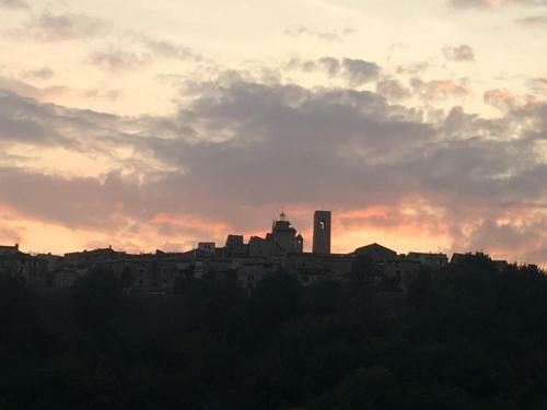 Artistic Apartment Saint-paul-de-vence With Pool