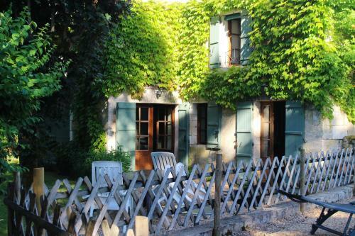 Maison de 3 Chambres Avec Piscine Privee Et Wifi A Saint Pierre de Cole