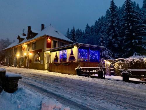 Hotel Caprice Du Guiers