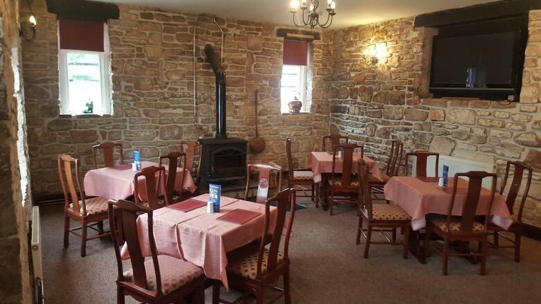 Hostal Ecclefechan Hotel