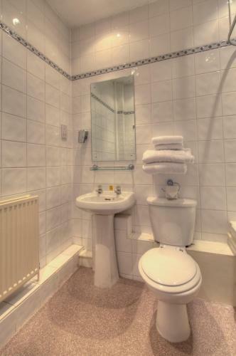 Hotel Royal Inn By Good Night Inns