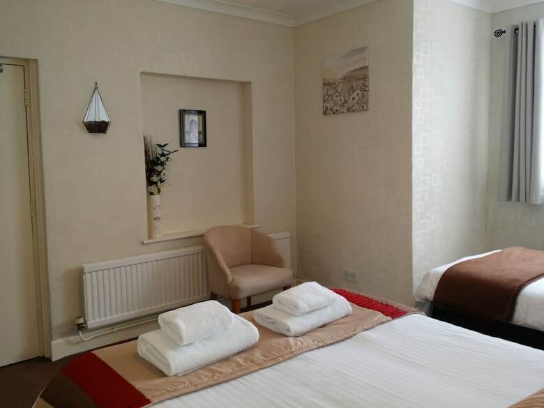 Hostal The Beach House