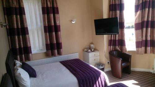 Burlington Palm Hotel