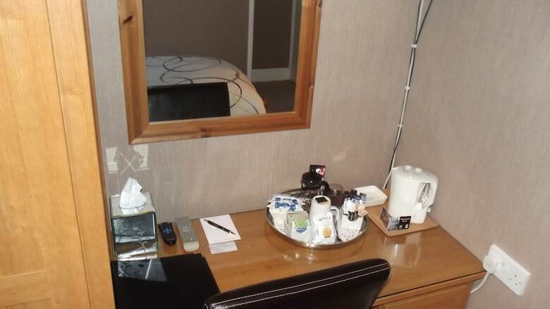 Hostal Beaumont House