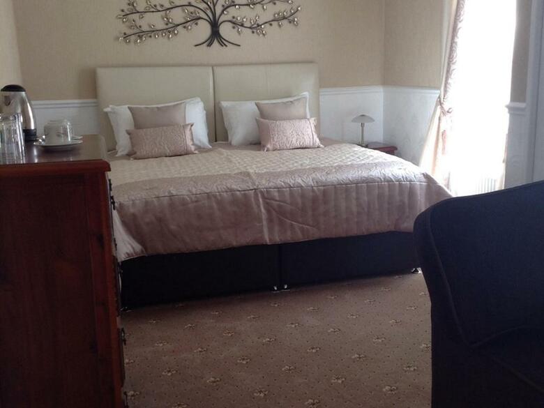 Bed & Breakfast The Marlborough Guest House