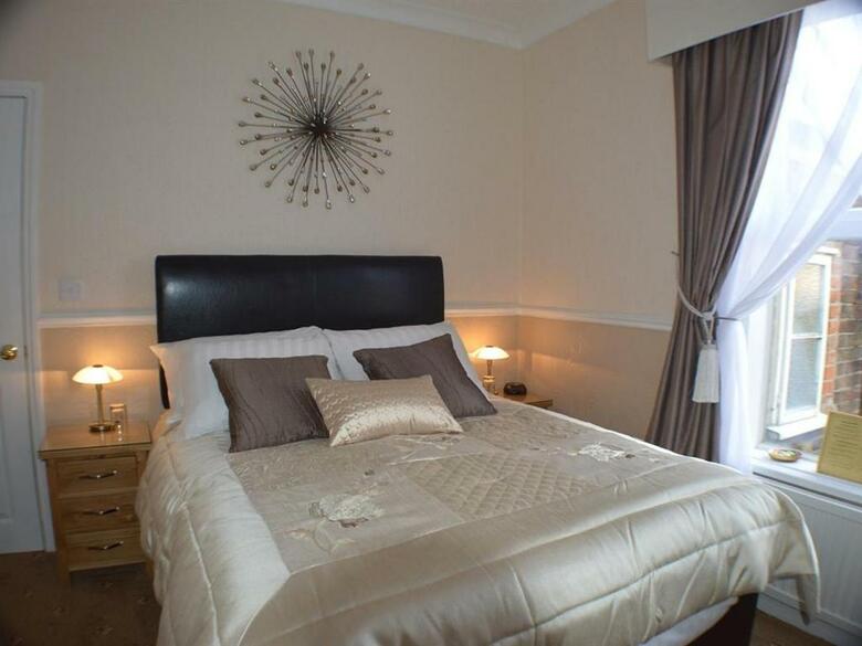 Bed & Breakfast The Marlborough Guest House