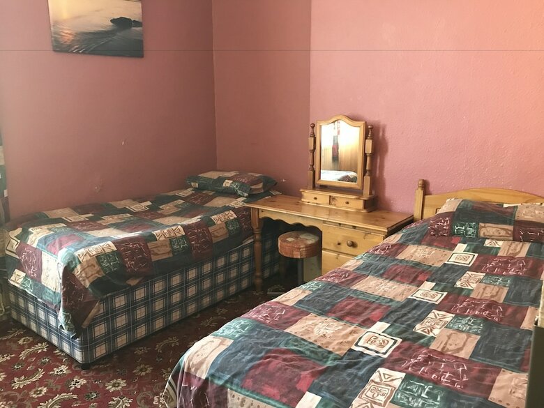 Hostal Fawlty Towers