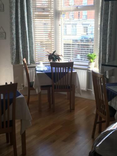 Hostal The Weatherdene