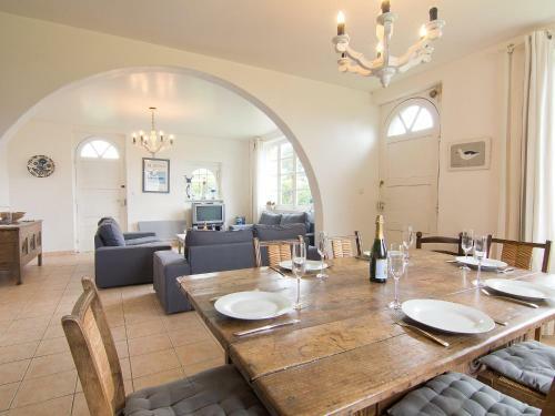 Holiday Home Kerbourgnec