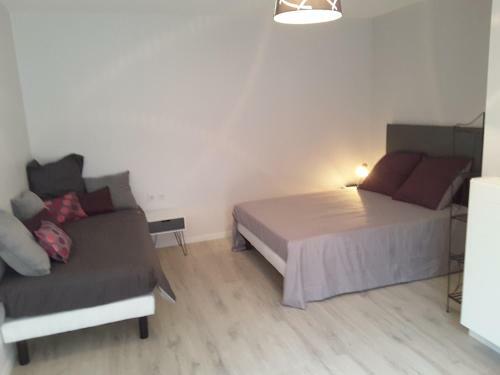 Bed & Breakfast Villa'vi Lyon Est Chambres D'h�tes