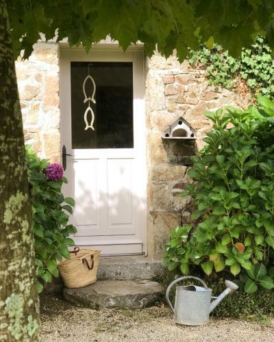 Hostal Manoir Des Petites Bretonnes